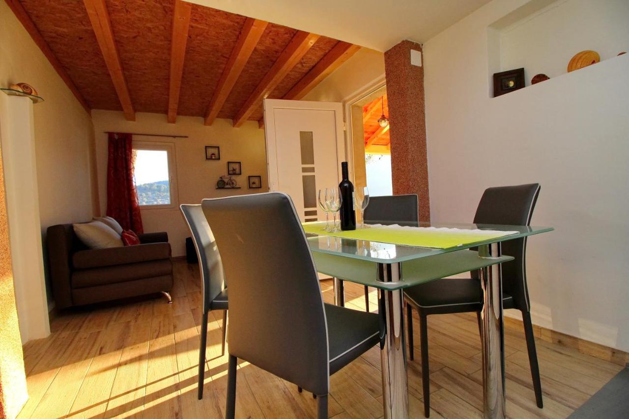 Holiday Home Bili Zal فيلا لوكا الغرفة الصورة